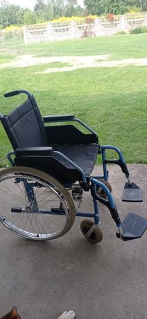 Sprzedam wózek inwalidzki. Używany.