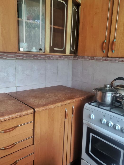 3-комнатная квартира + баня, кладовая ,погреб и сарай в Рауховка