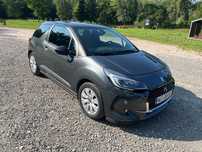 DS Automobiles DS 3 sprowadzony ze Szwajcarii, uszkodzony przedni zderzak.