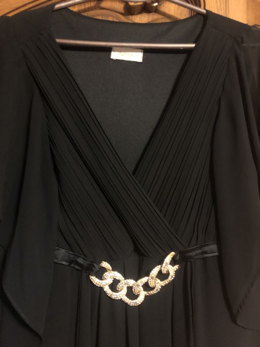 Черное платье