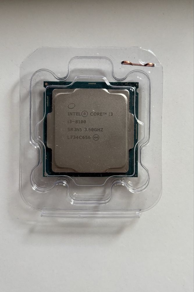 Procesor Intel Core i3-8100