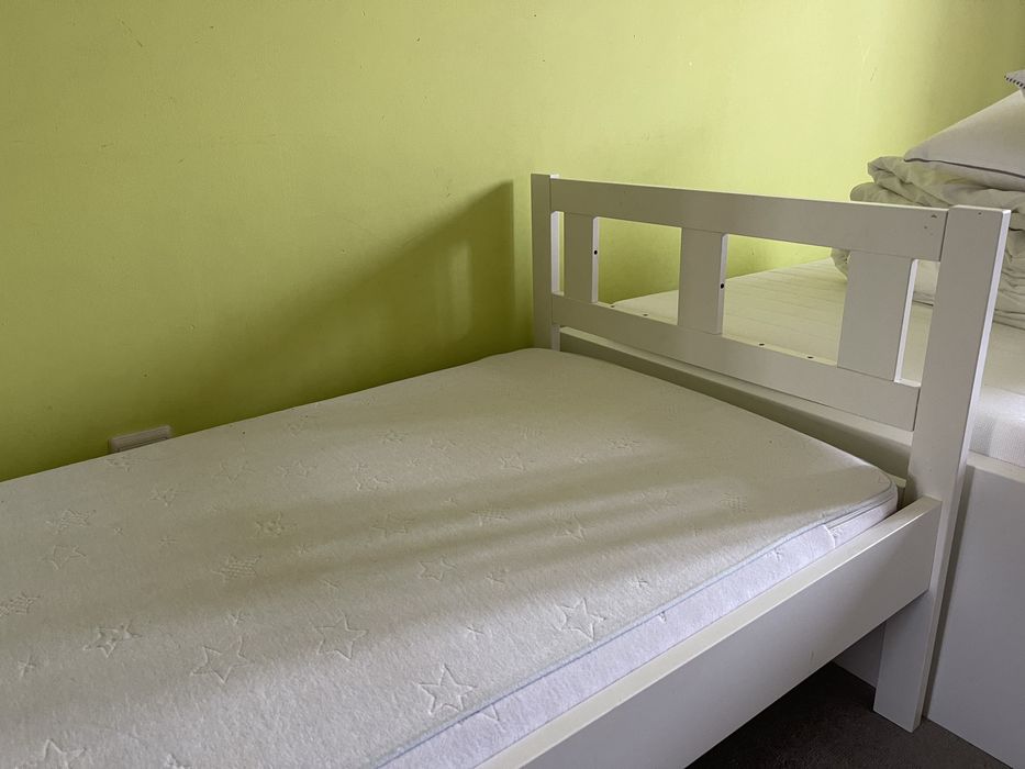 2 camas Ikea KRITTER + 2 colchões