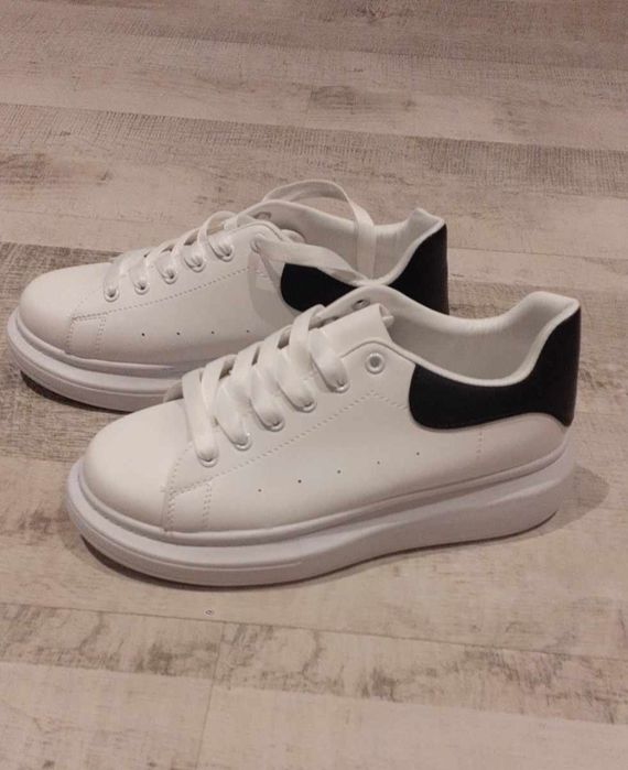 Nowe buty sportowe damskie 41