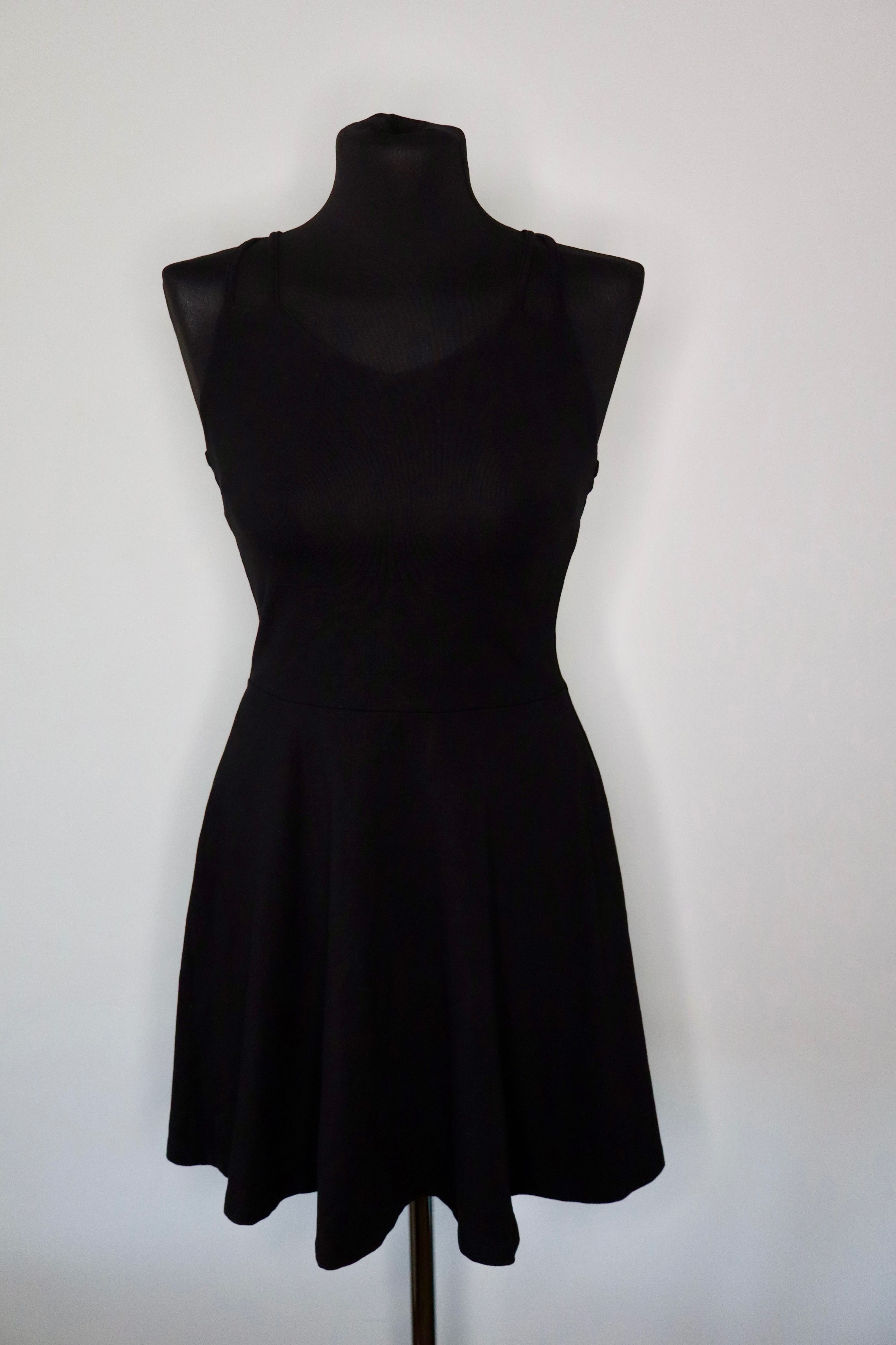 Sukienka czarna Cropp XS