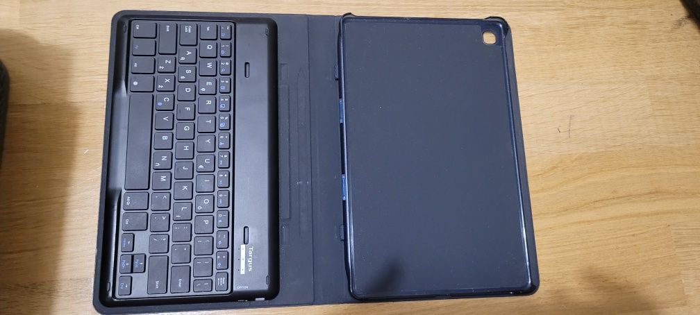 Samsung Tab S6 Lite+ etui z klawiaturą