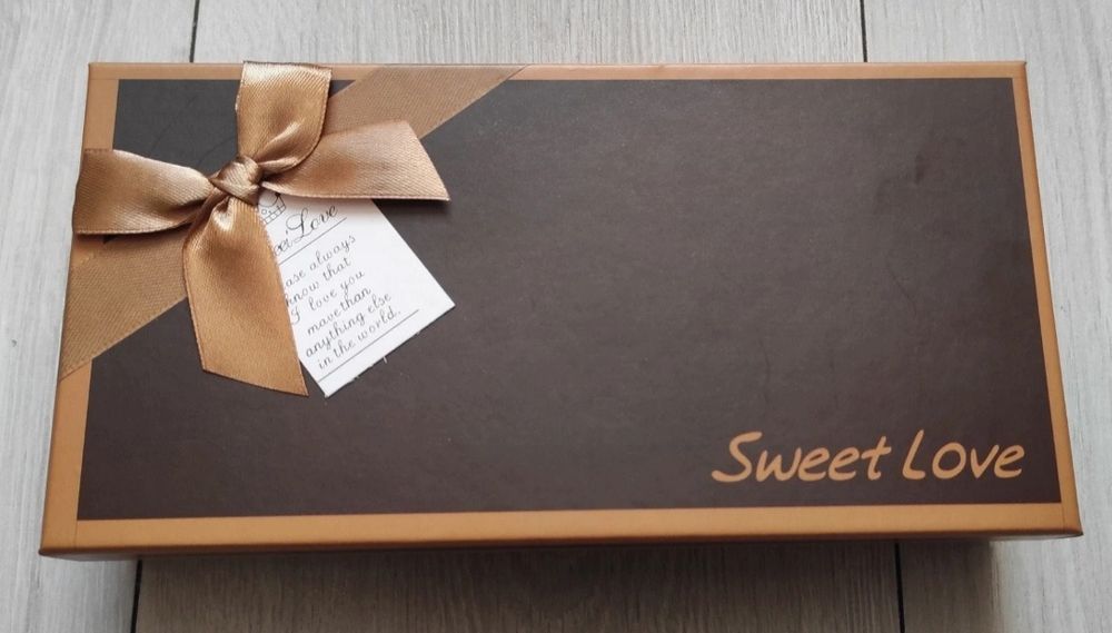 Róże mydlane, flower box, kwiaty