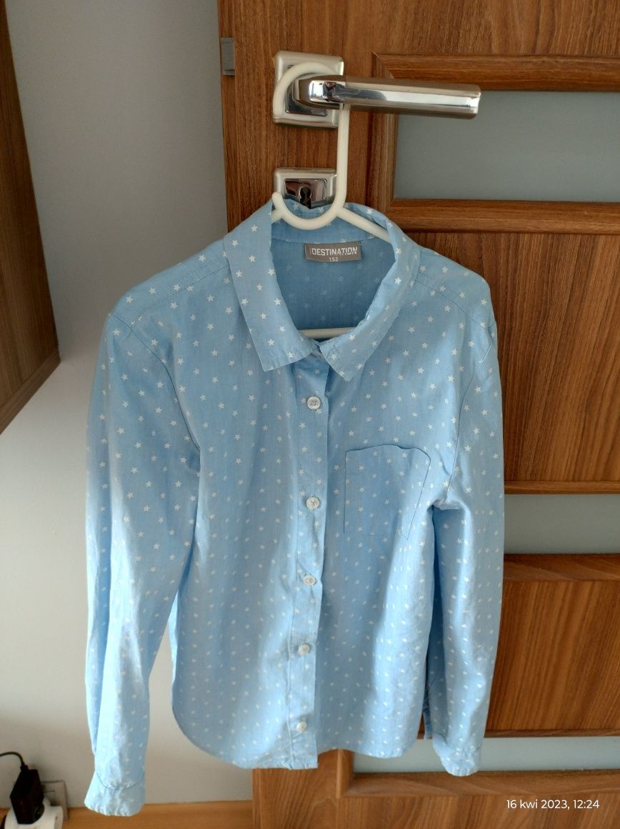 Koszula dziewczęca błękitna w gwiazdki r.152
