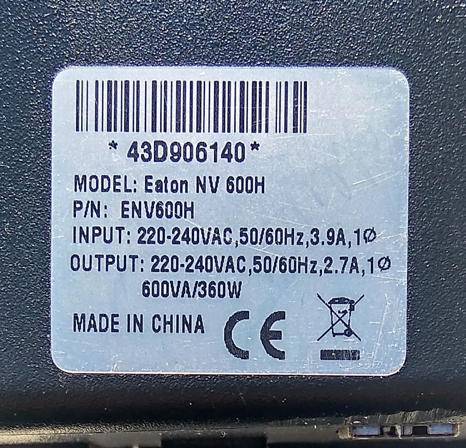 Бесперебойник eaton nv-600h