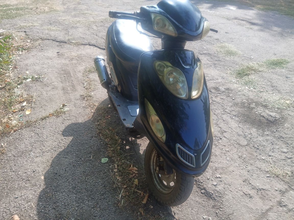 Продам скутер MOTO jet