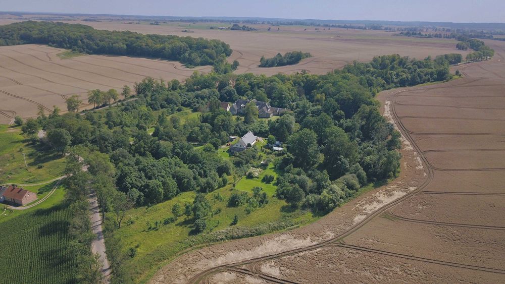 Zespół dworsko-parkowy z XVIII wieku | Mołdyty | Warmia i Mazury