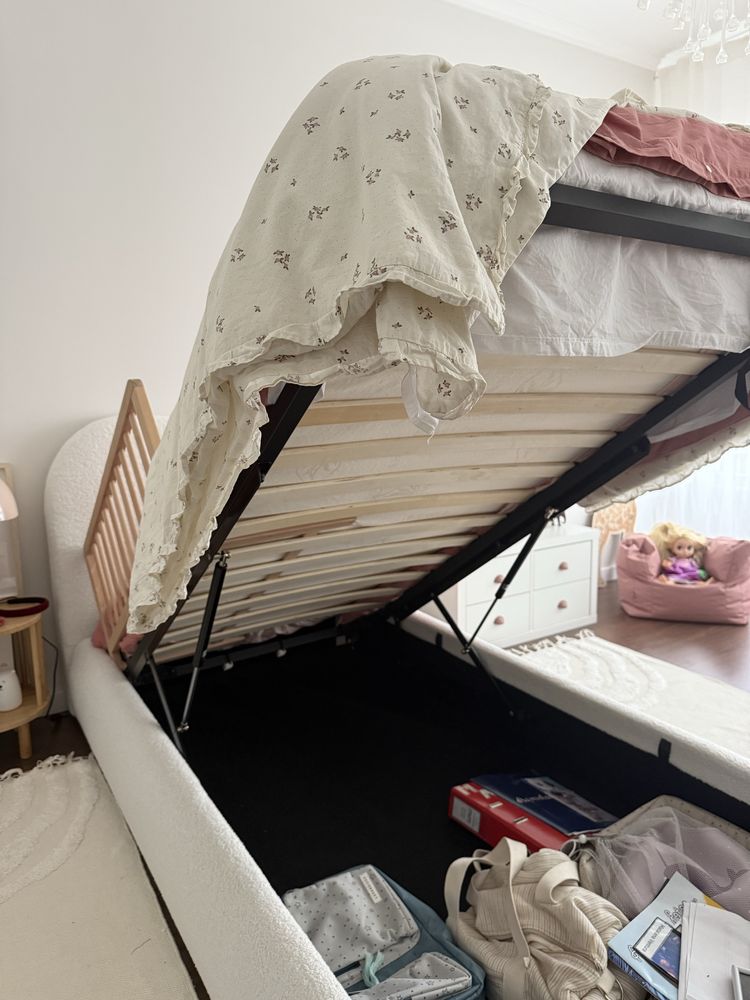 Cama 90cm com arrumacao