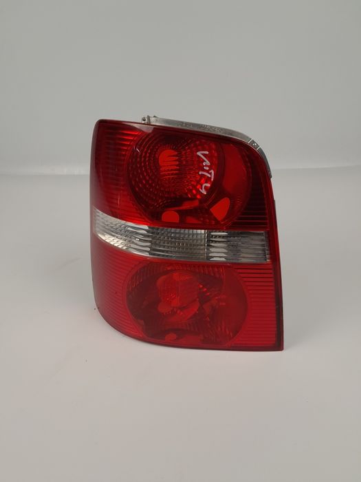 Фонарь левый VW Touran 2003-2010p Стоп лівий Тоуран