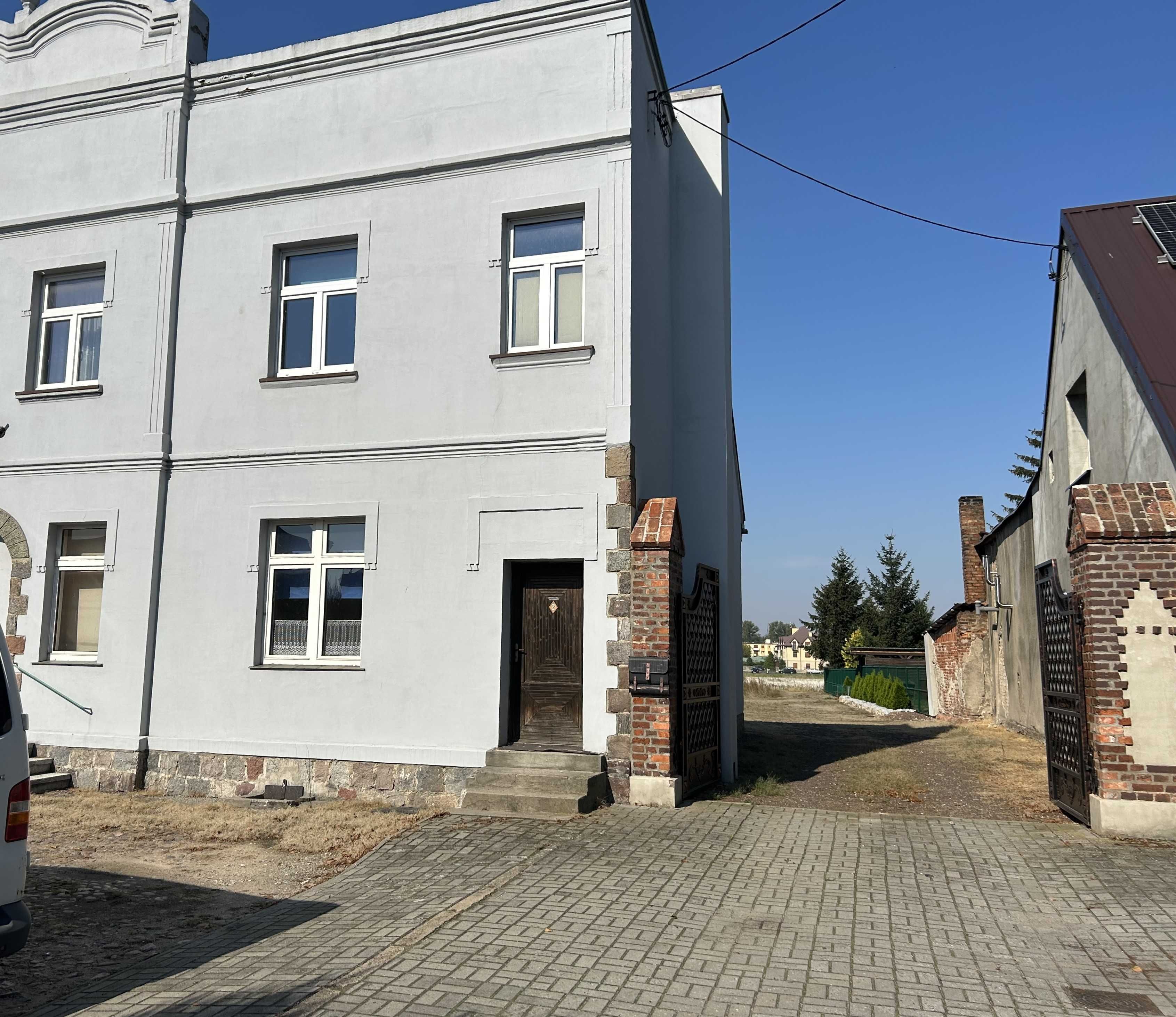 Wynajmę teren ok. 1000m² w Strzałkowie (centrum)