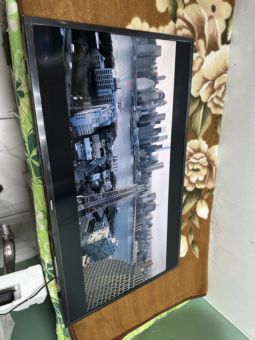 Телевізор Samsung 43" UE43T5300AU Smart Tv / Wi-Fi