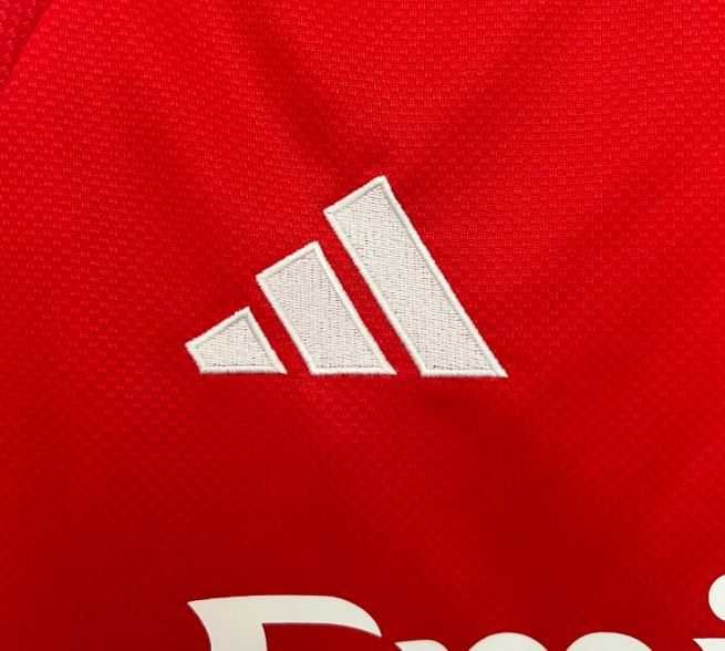 Camisolas Benfica época 25/26 novas! Principal "Long Sleeve"!