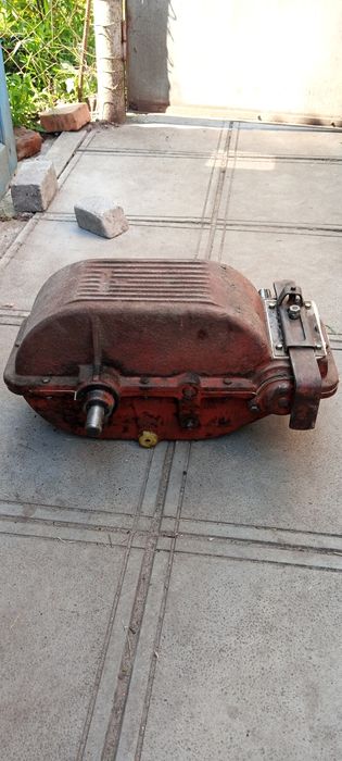 Продам редуктор 1 -40