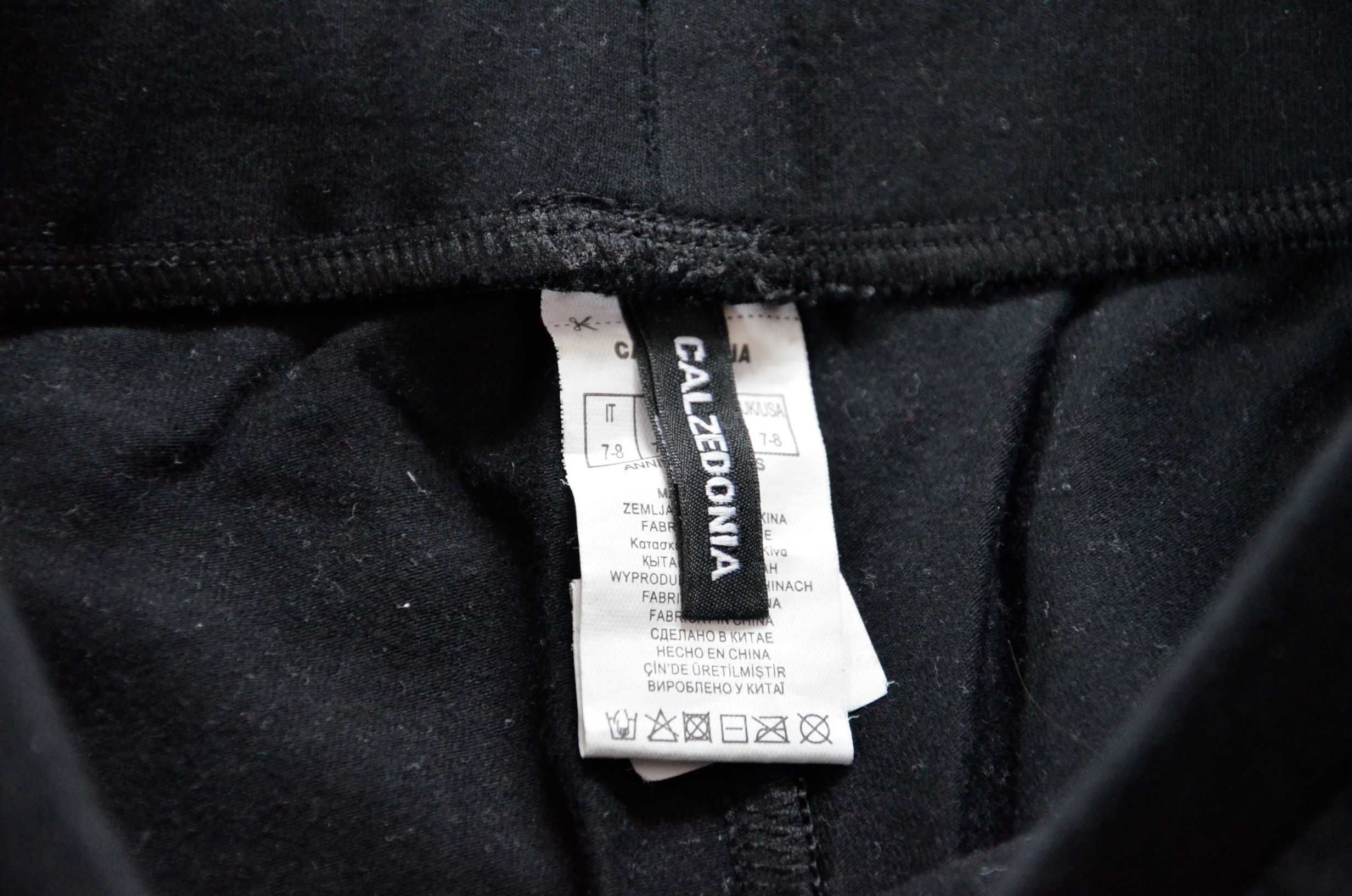 legginsy zestaw ubrań getry spodnie Calzedonia rajstopy 7 lat buldog
