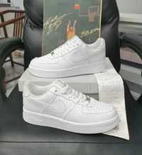 Nike Air Force 1 Low 07 White EU 37.5 Unisex Oryginalne nowe buty