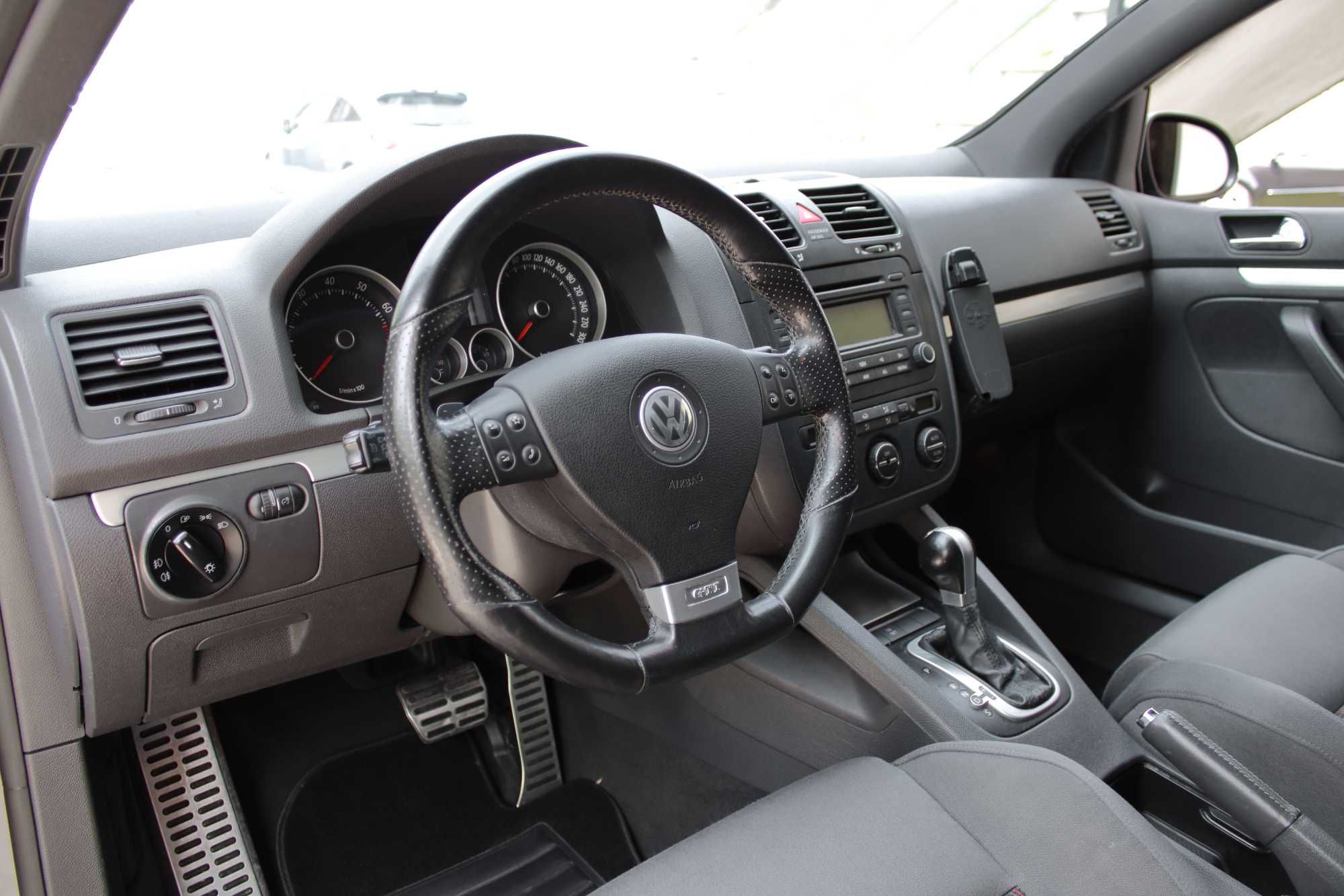 VW Golf 5 V DSG GTi 200CV (195€/Mês) - 84 Meses