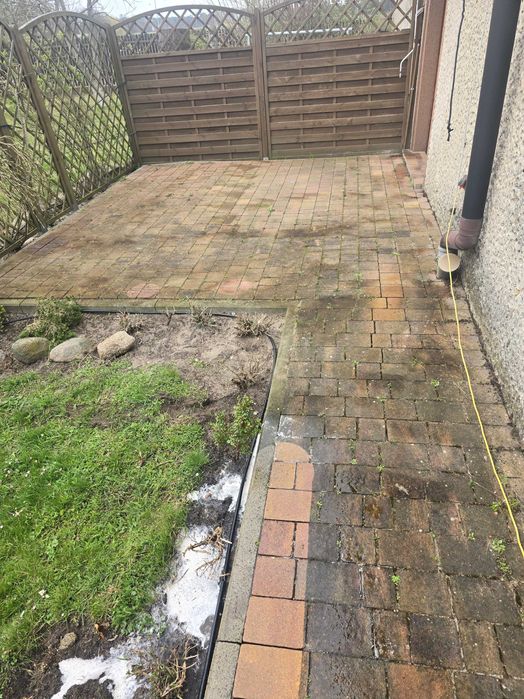 Mycie, czyszczenie elewacji, kostki brukowej, podjazdów, inne -  firma