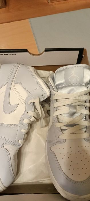 Buty Air Jordan 1 MID