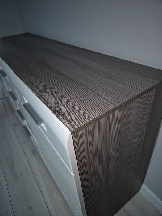 Meble i stół  do salonu