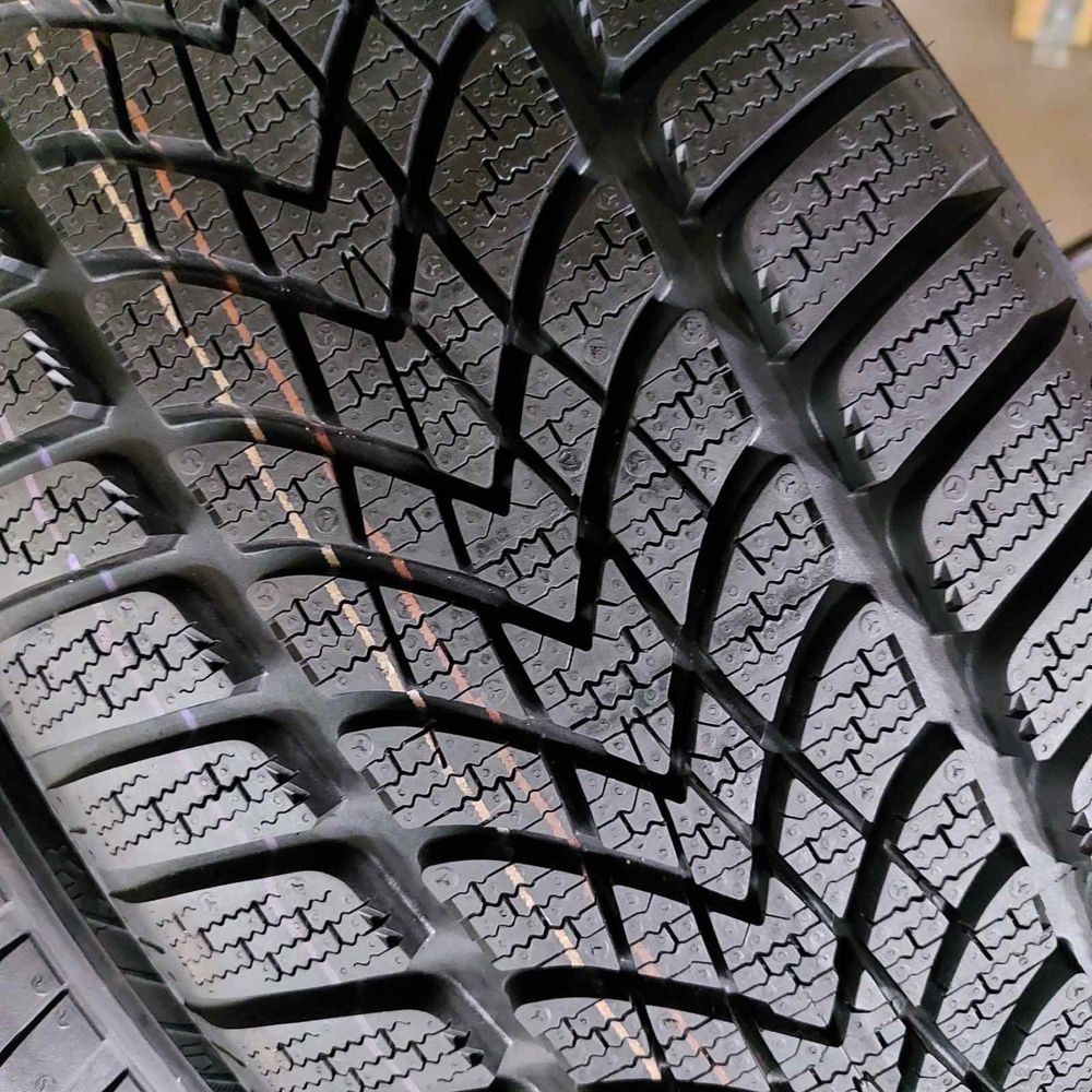 225/55/18 R18 Dunlop SP Winter Sport 4шт 2шт нові зима