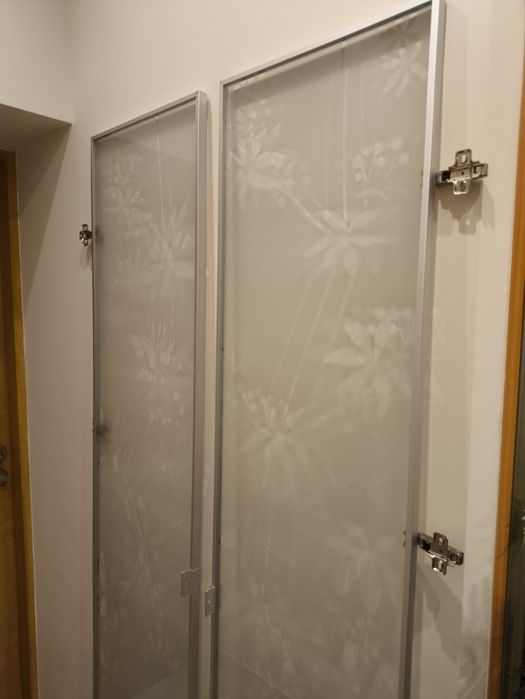 Ikea Billy drzwi szklane z wzorem listnym