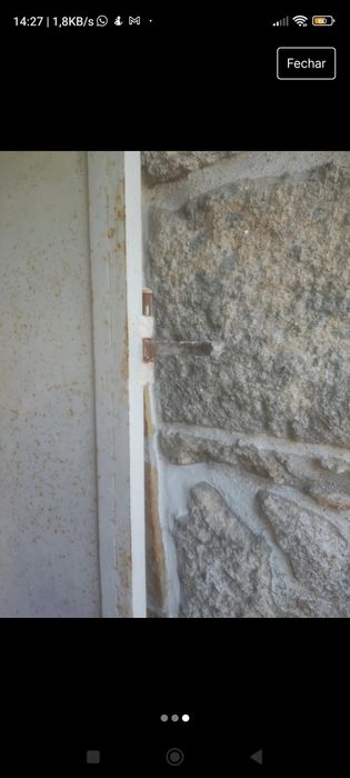 Porta em ferro em muito bom estado