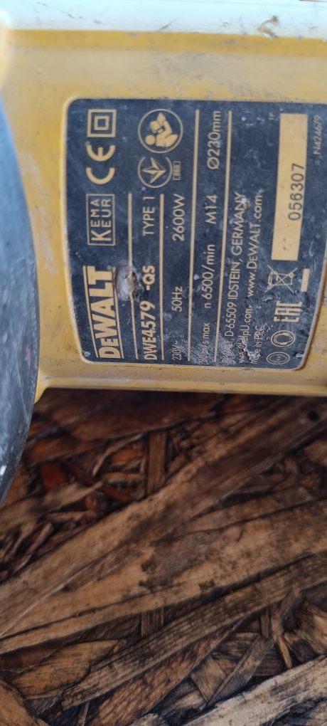 Szlifierka dewalt 230 dwe 4579, 2600W