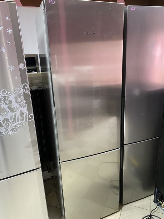 Двухкамерый холодильник LIEBHERR Premium BioFresh NoFrost CBNes 3956