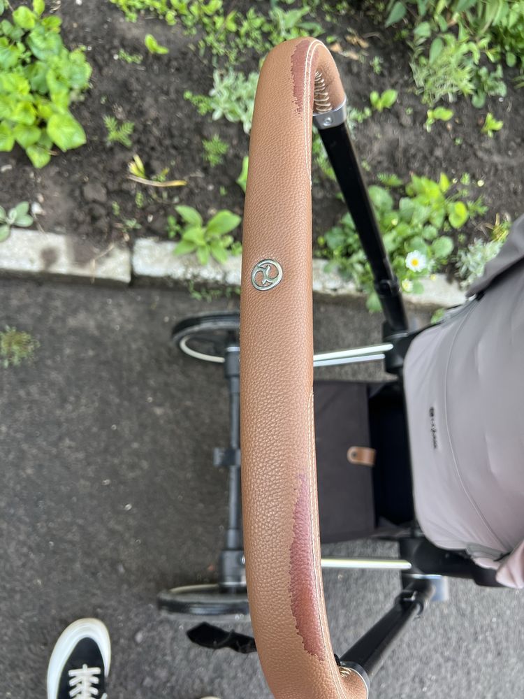 Cybex Priam в дуже гарному стані