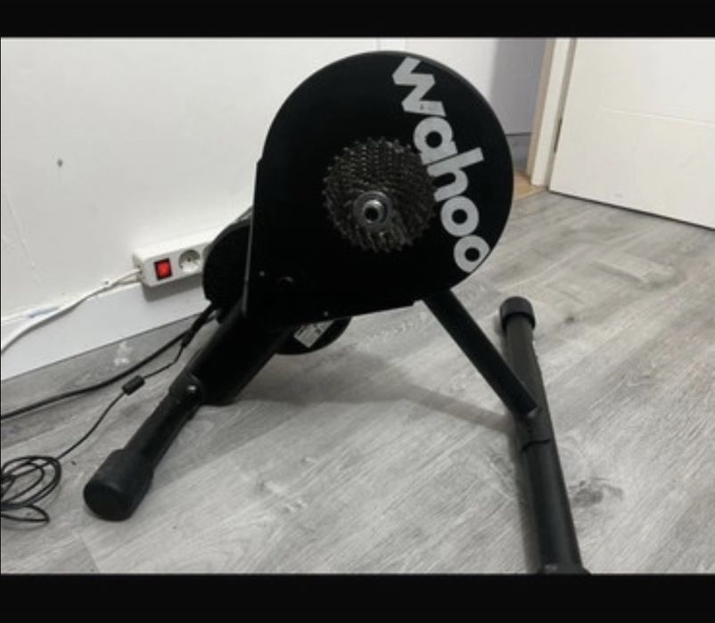 Wahoo Kickr Core - Impecável