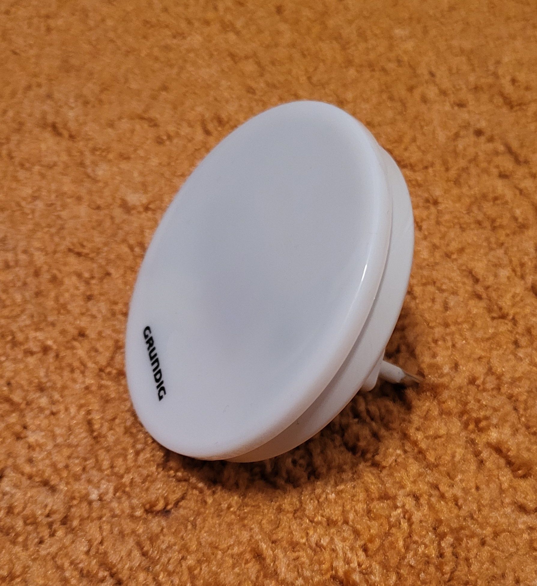 Lampka nocna LED