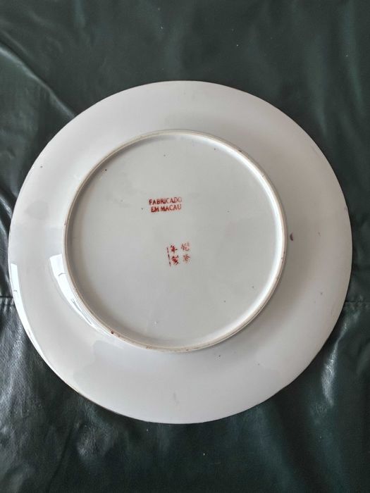 Pratos Fabricados em Macau
