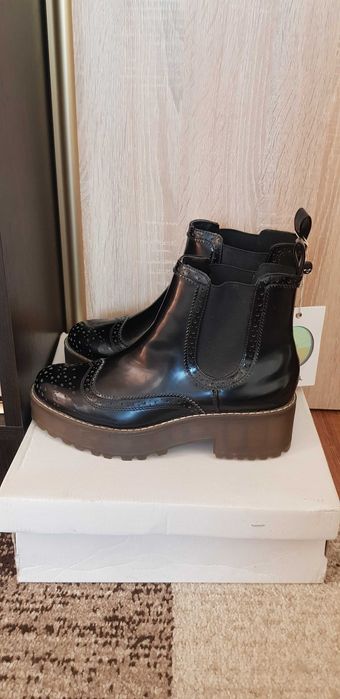 Черевики оксфорди весняні