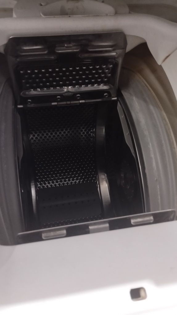 Sprzedam  sprawną pralkę Elektrolux