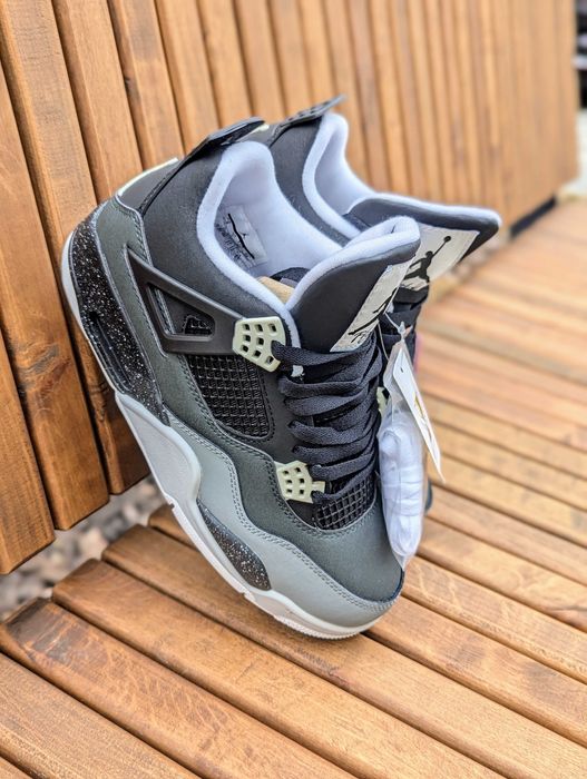 Nike Air Jordan 4 Retro Black