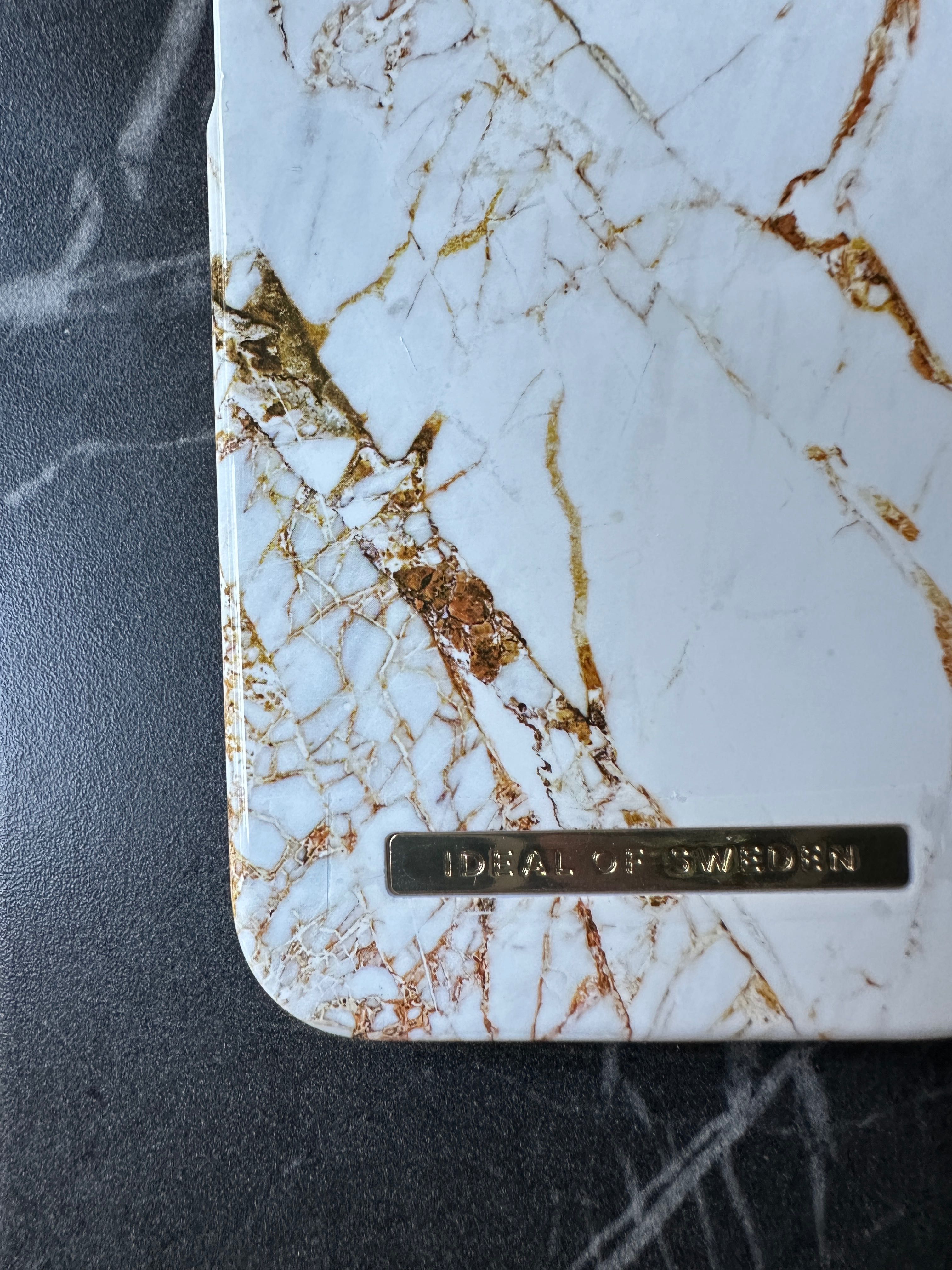Etui Case do IPhone 13 i 14 IDEAL OF SWEDEN