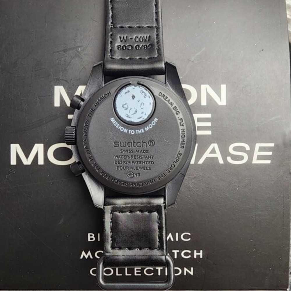Snoopy i Omega x Swatch SO33B700 – Księżycowa Edycja