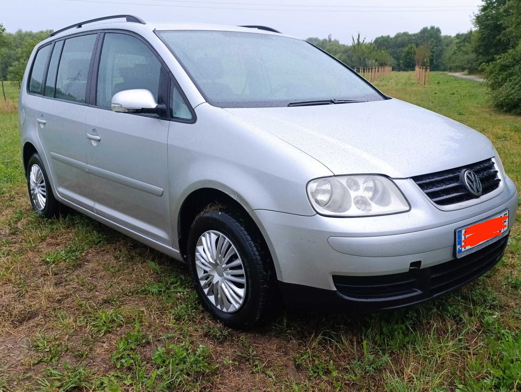 Vw Touran 1,6 LPG  7-osób   klimatyzacja sprawna
