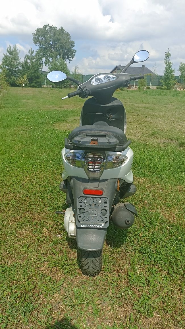 Skuter Piaggio 50m3