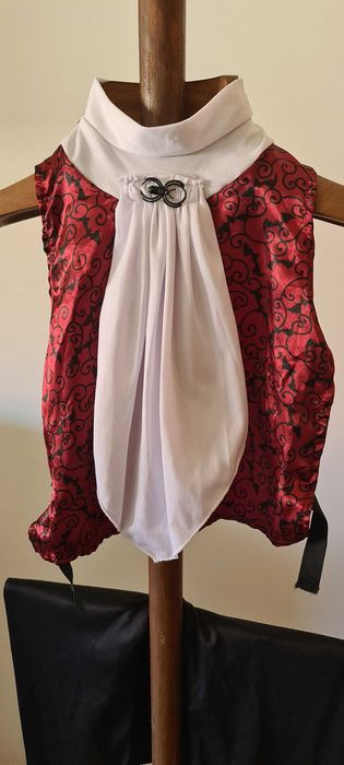 Fato de Drácula em bom estado - 4-6 anos