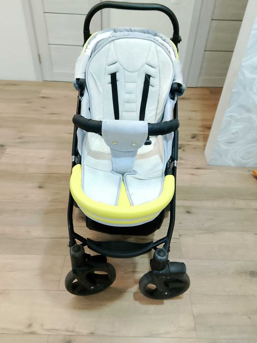 Продам дитячий візочок 2 в 1 (прогулянковий + люлька)