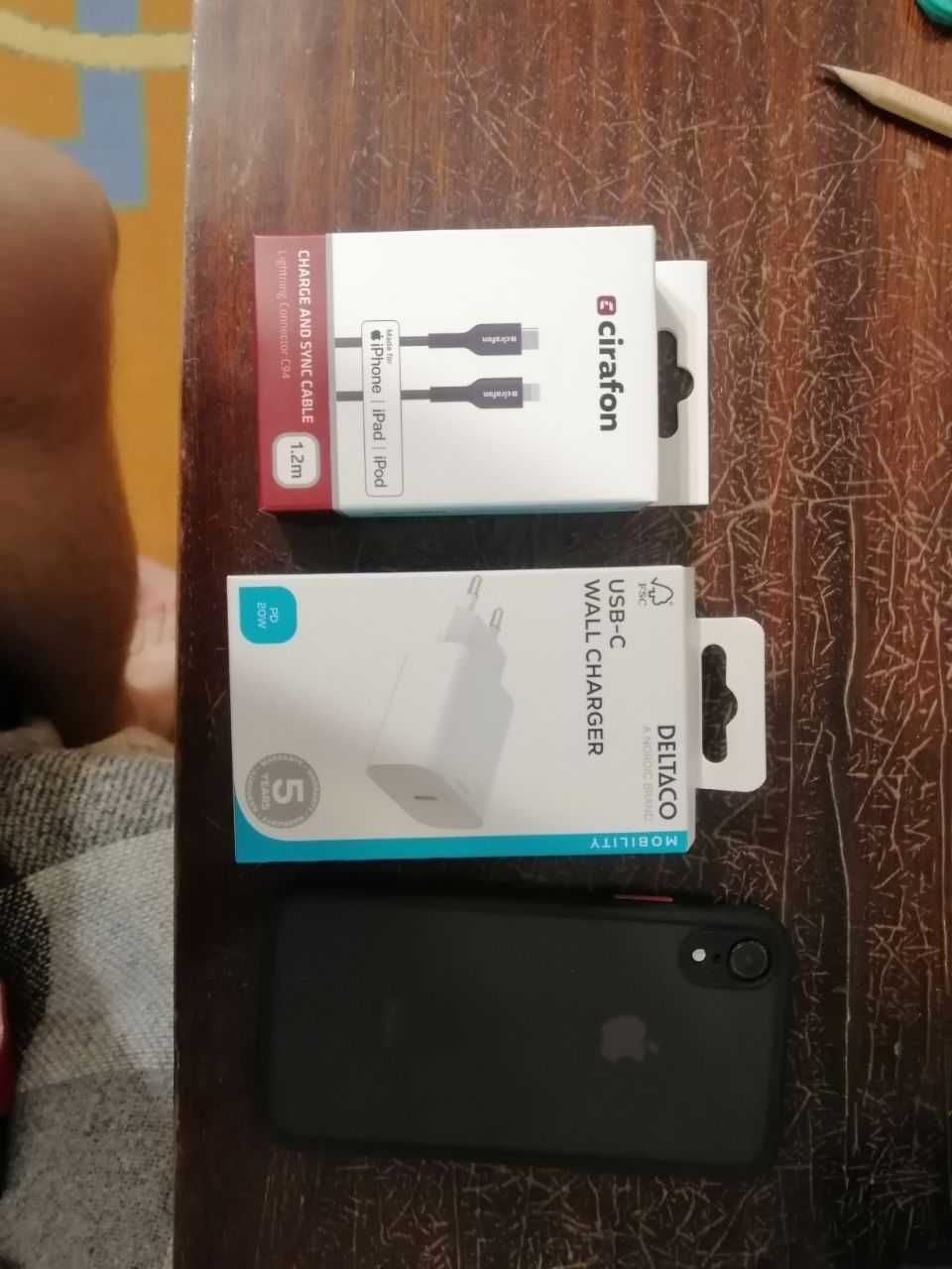 iPhone XR 128GB Black Neverlock