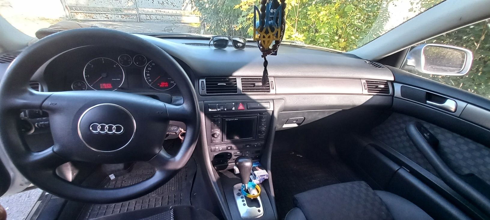 Продам Ауді 2.5 дт