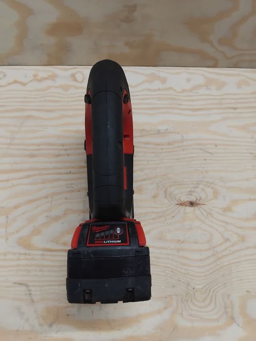 Milwaukee m18 BJS z akumulatorem 5Ah wyrzynarka