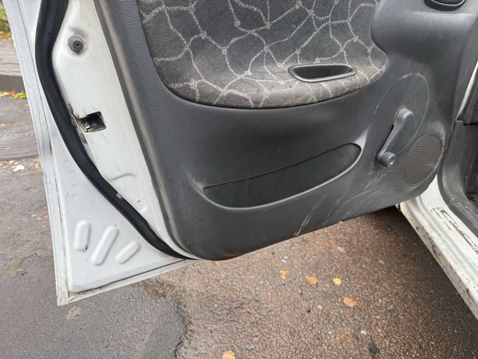 Део Ланос 1.5. Поляк