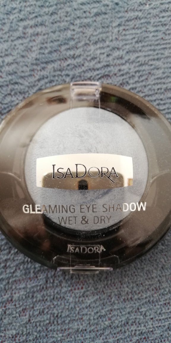 Kosmetyki: Cienie do powiek IsaDora Gleaming Eye Shadow Wet & Dry