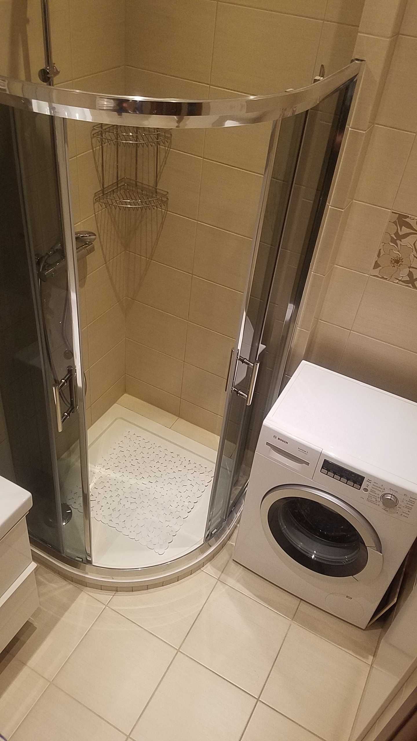 Wynajmę mieszkanie 3 pokojowe 63m2 Katowice ul. Wajdy 4